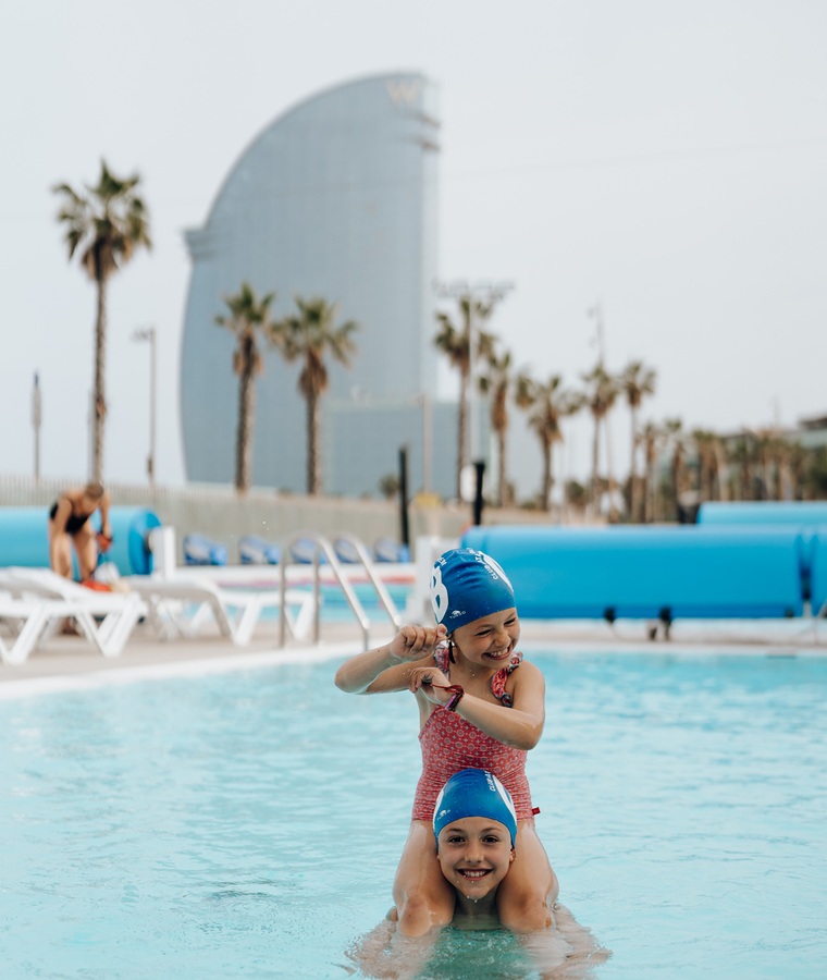 PISCINA_RECREATIVA_CNB